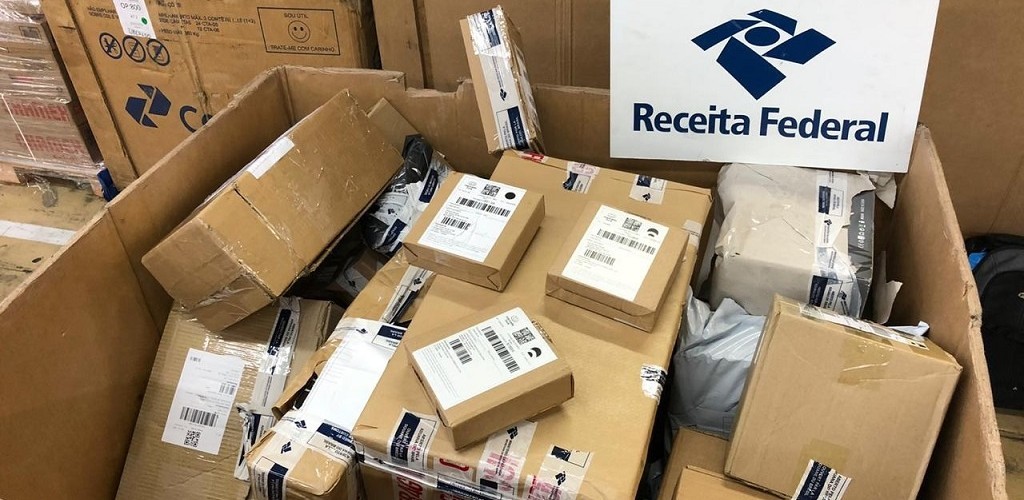 Receita Federal apreende em Porto Alegre produtos irregulares enviados pelos Correios