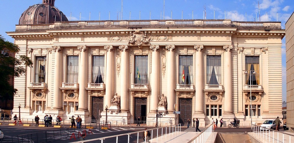 Leite atualiza chefes de Poderes a respeito da estratégia de enfrentamento ao coronavírus