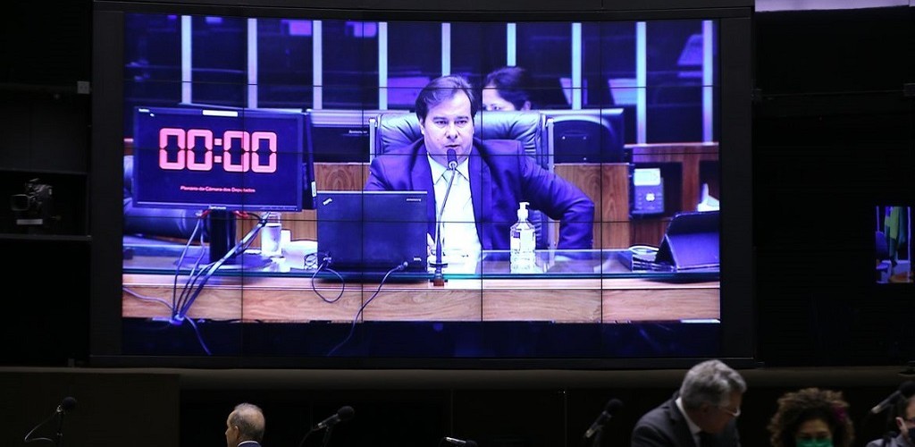 Plenário da Câmara aprova ajuda a estados e municípios 