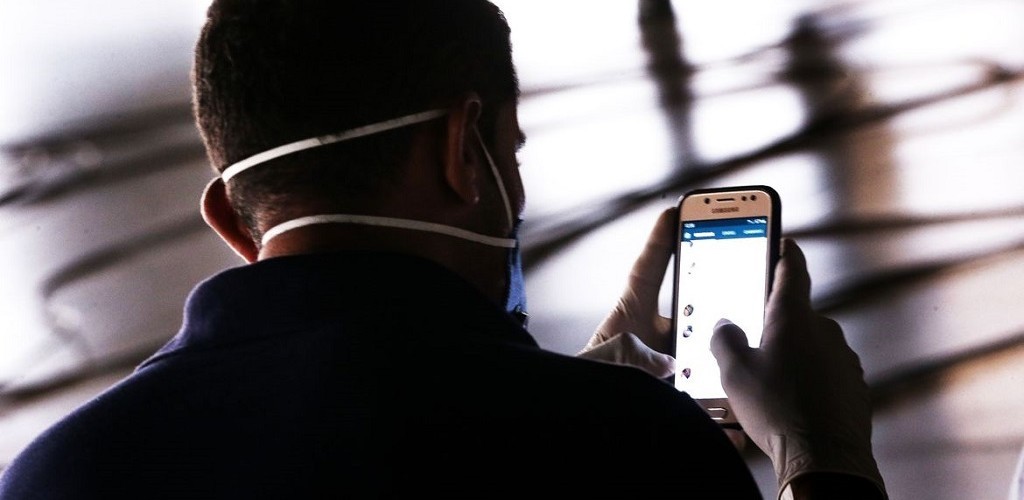 Apple e Google anunciam monitoramento para combater pandemia