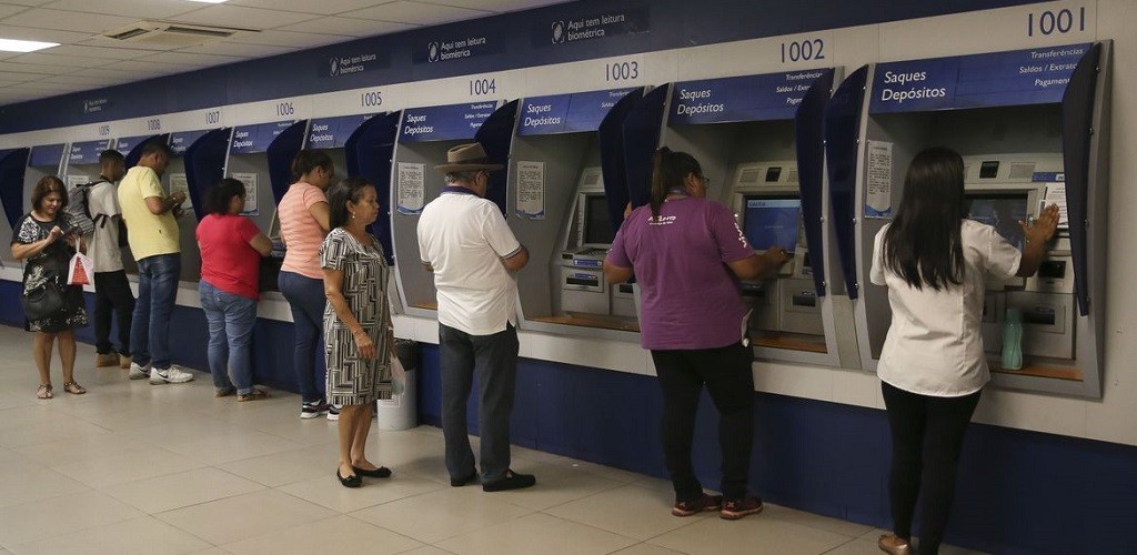 Caixa paga hoje auxílio emergencial a 1,6 milhão de pessoas