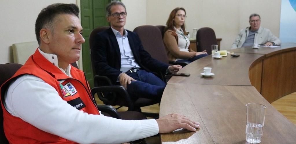 Com fiscalização intensa, Bagé reabre comércio 