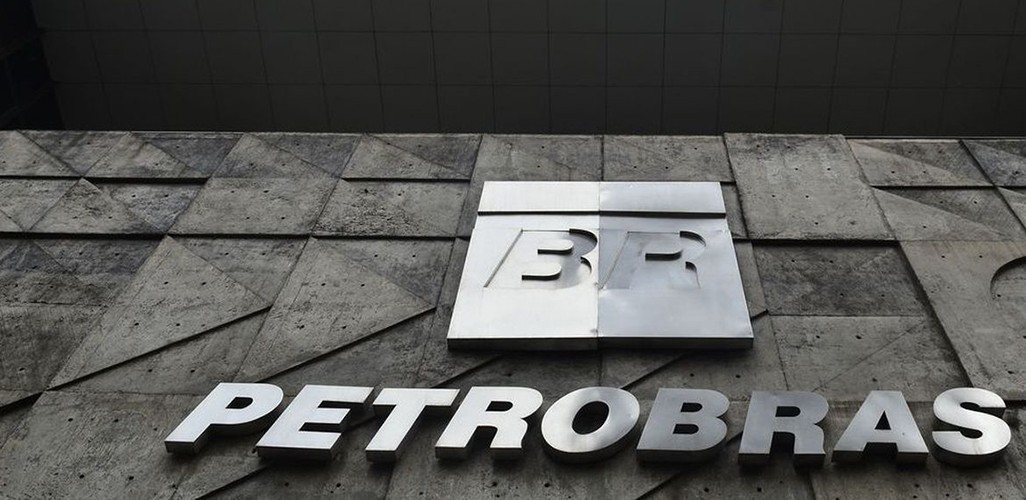 Petrobras reduz preços da gasolina em 8% e do diesel em 4%