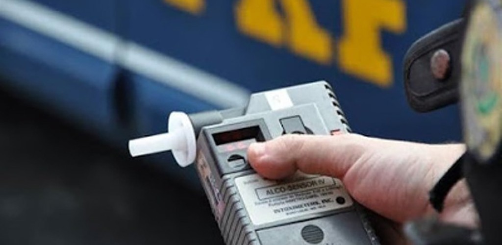 Condutor embriagado é preso pela PRF em Rio Grande