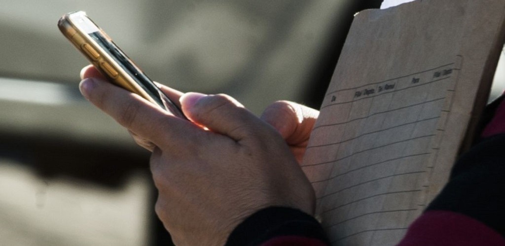 Governo vai disparar SMS com orientações sobre coronavírus