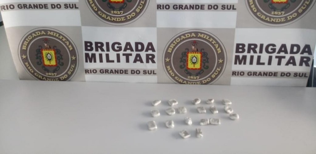 Brigada Militar apreende adolescente infrator por tráfico de entorpecentes