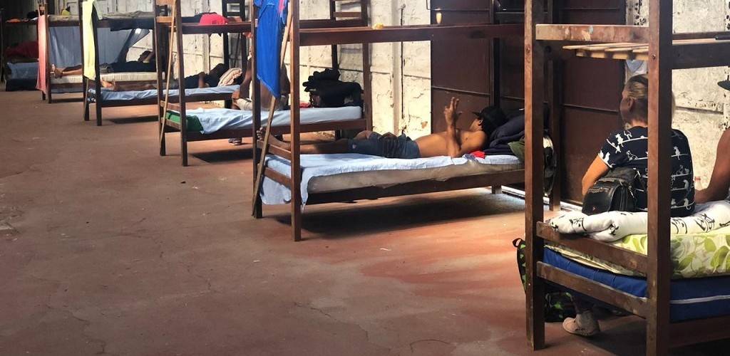 Centro de Eventos recebe pessoas em situação de rua