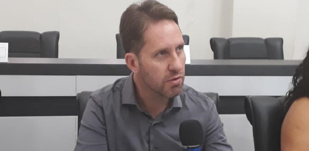 Vereador André Lemes reassume Secretaria de Município da Educação