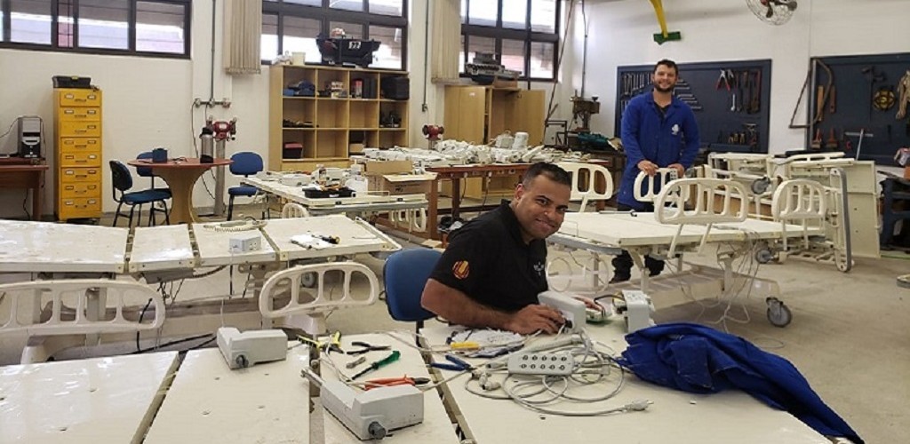 Manutenção de camas hospitalares da Santa Casa é realizada pela Furg