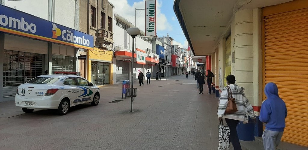 Movimento é baixo no centro de Rio Grande