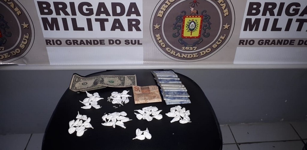 BM apreende adolescente infrator por tráfico de entorpecentes em Rio Grande