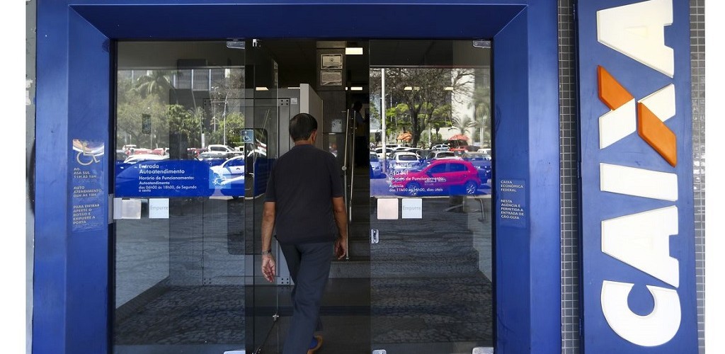 Saque-aniversário para nascidos em março e abril está disponível para retirada