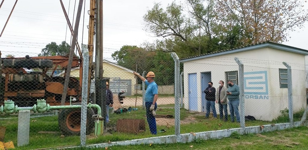 Corsan inicia perfuração de poço artesiano no Povo Novo