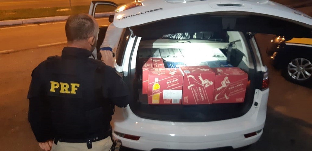 PRF apreende carregamento de bebidas em Arroio Grande