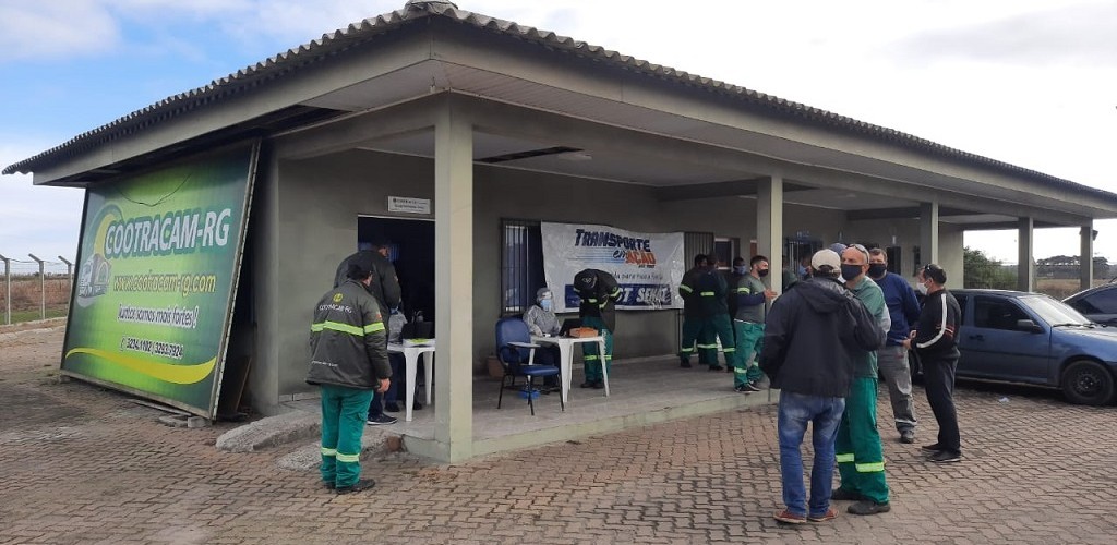 Cootracam realiza testagem rápida de Covid-19 em parceria com SEST/SENAT 