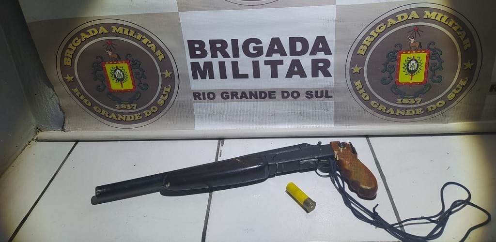 BM apreende adolescente por porte ilegal de arma de fogo no bairro Cidade Nova