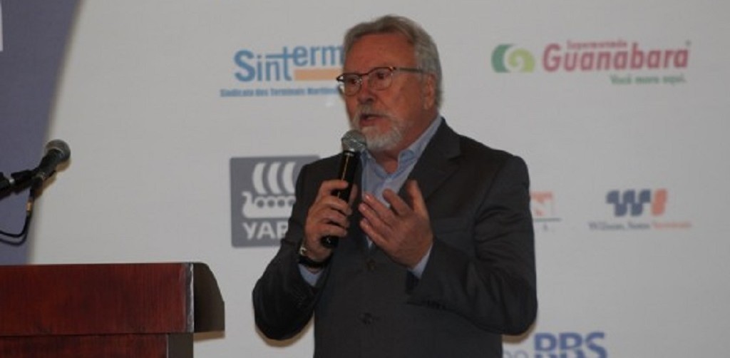 Paulo Bertinetti é aclamado presidente da Câmara de Comércio