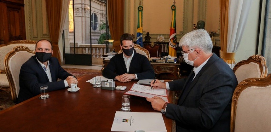 Governo autoriza início da dragagem do Canal da Feitoria