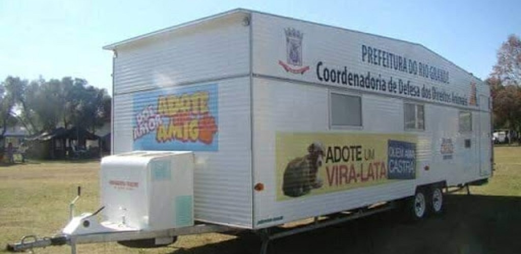  Vereadora Laurinha contesta decisão do Executivo sobre suspensão do castramóvel