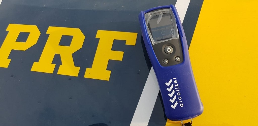 PRF prende dois condutores por embriaguez ao volante na BR-392 em Rio Grande 