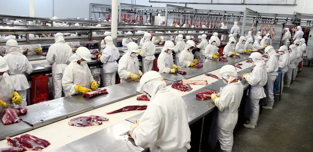 Portaria da Secretaria da Saúde estabelece que frigoríficos devem ter plano de contingência contra a Covid-19