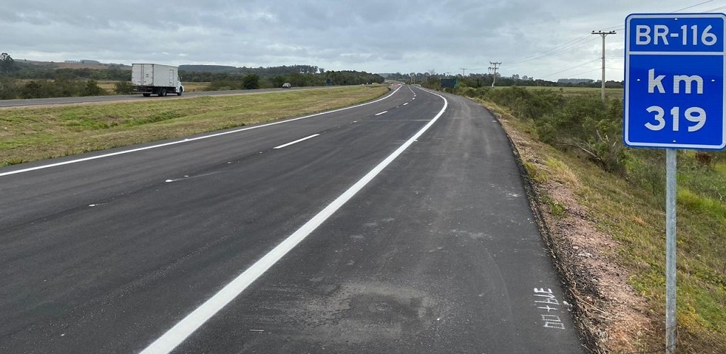 Ministro da Infraestrutura garante que 100% da BR-116 estará pronta até o final do governo