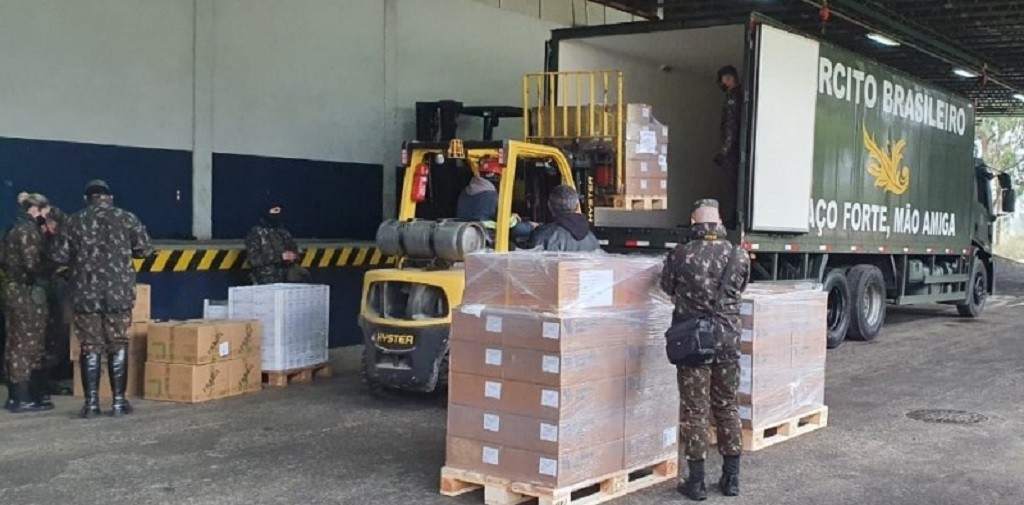 Estado recebe anestésicos comprados pelo Ministério da Saúde no Uruguai para reabastecer UTIs