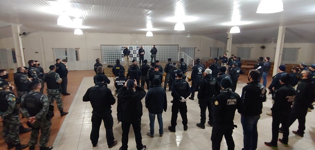 Operação Aliena, contra o tráfico de drogas, resulta em 14 prisões em Pelotas