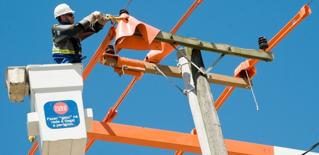 Bairros de Rio Grande terão corte de energia durante a semana