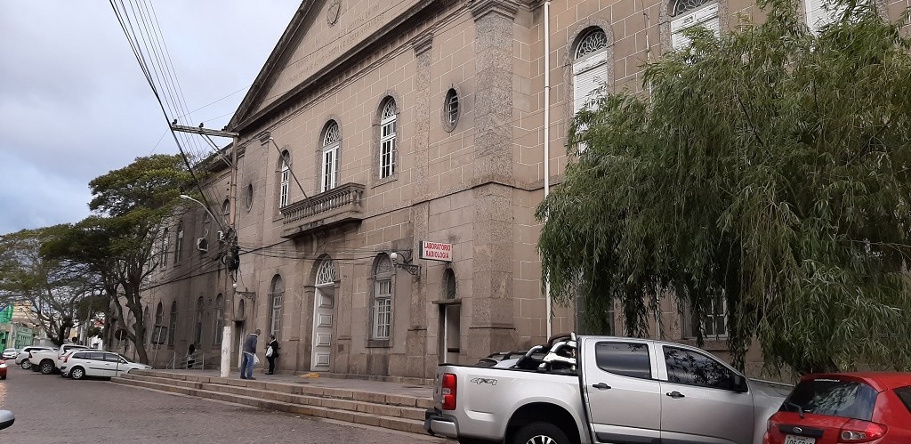 Santa Casa recebe liberação para internações na Ala Covid; MP contesta