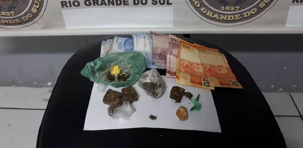 6° BPM prende homem por tráfico de entorpecentes em Rio Grande