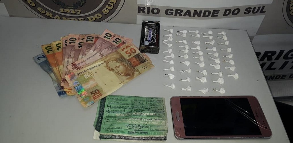 BM apreende adolescente por tráfico de entorpecentes no bairro São Miguel