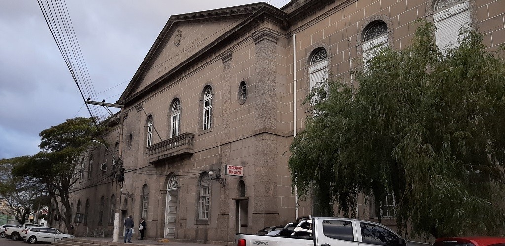 Santa Casa divulga nota sobre interdição da enfermaria Covid