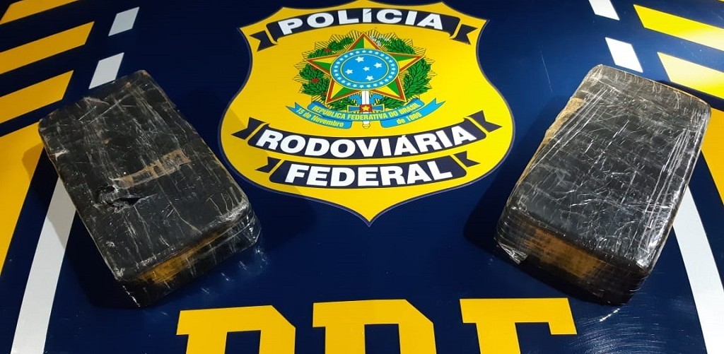PRF e PF prendem casal de traficantes em Pelotas