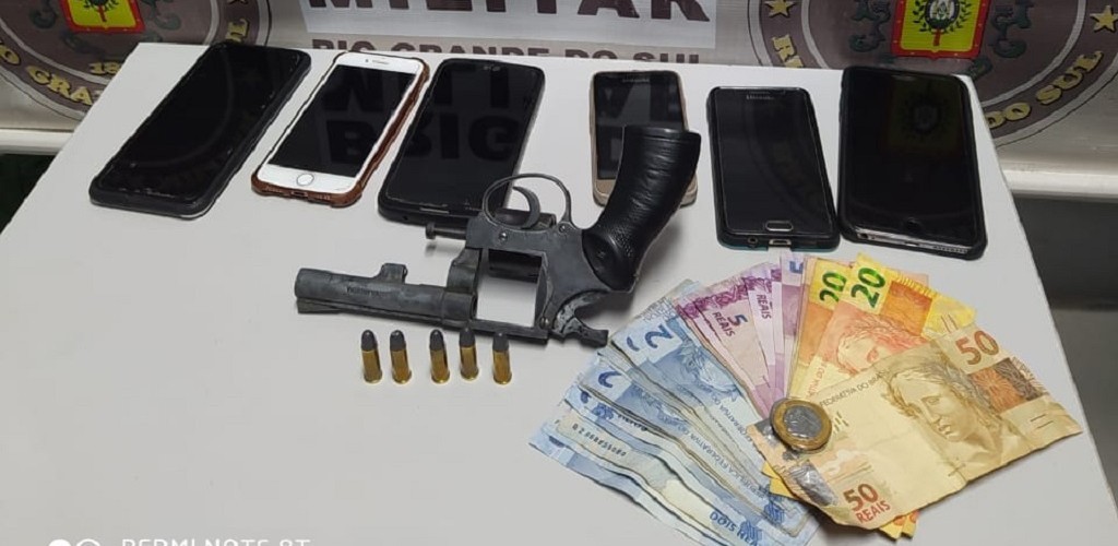 Brigada Militar prende homem por roubo a transporte coletivo