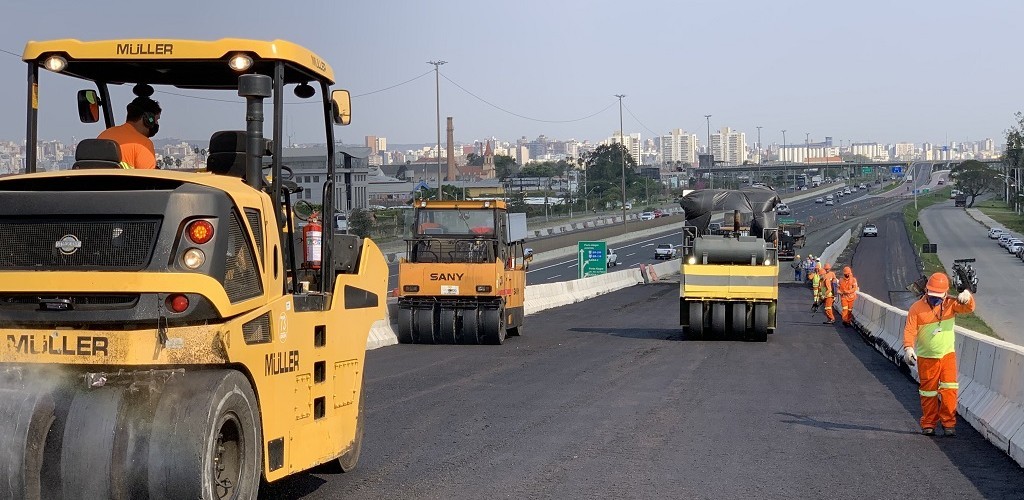 DNIT inicia aplicação de asfalto na Nova Ponte do Guaíba/RS