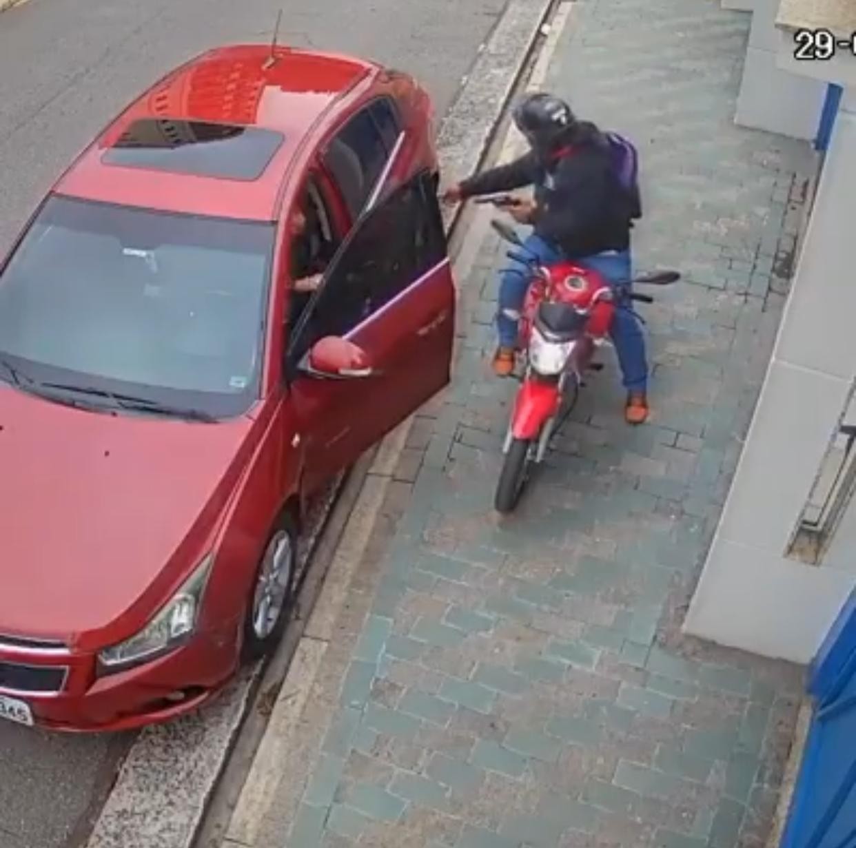 #ÉFakeNews - Homem morto a tiros após assalto no centro de Rio Grande?