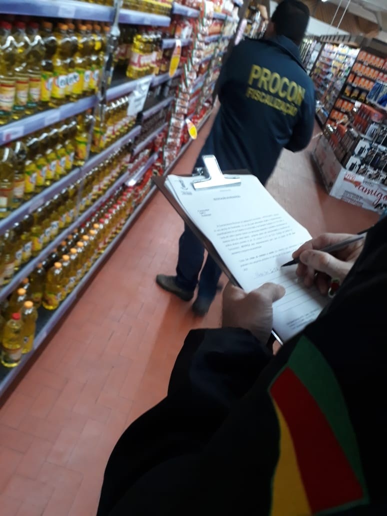 Procon realiza fiscalização em supermercados de Rio Grande 