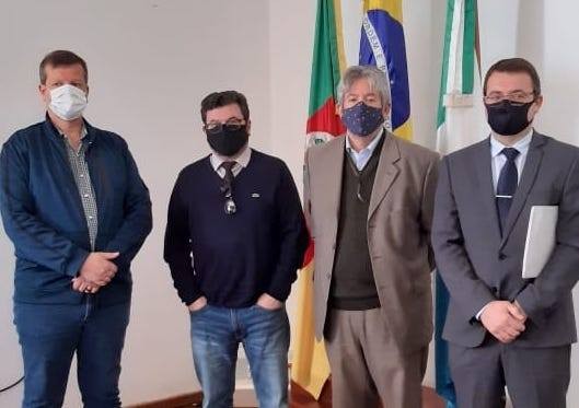 OAB e Prefeitura debatem área no Polo Judiciário em Rio Grande