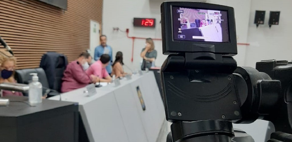 De 67 emissoras legislativas no Brasil, apenas a TV Câmara Rio Grande deixa de transmitir sessões no período eleitoral