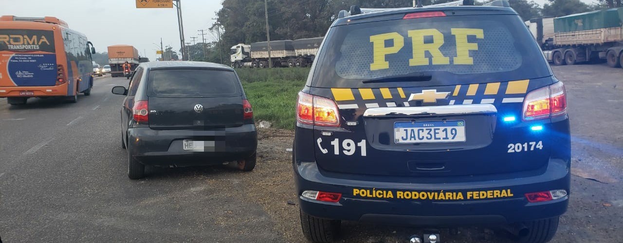 PRF prende homem com carro furtado em Rio Grande