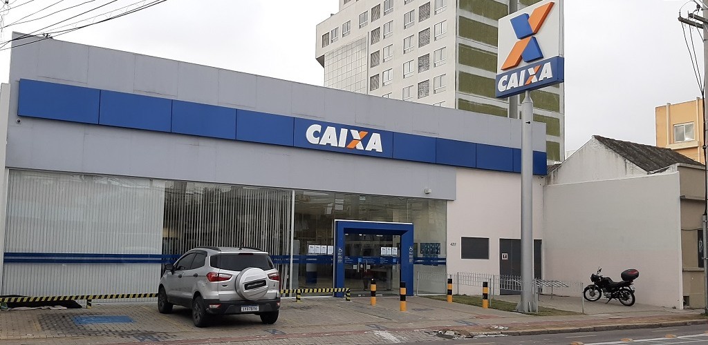 Caixa paga auxílio emergencial para pessoas do Bolsa Família