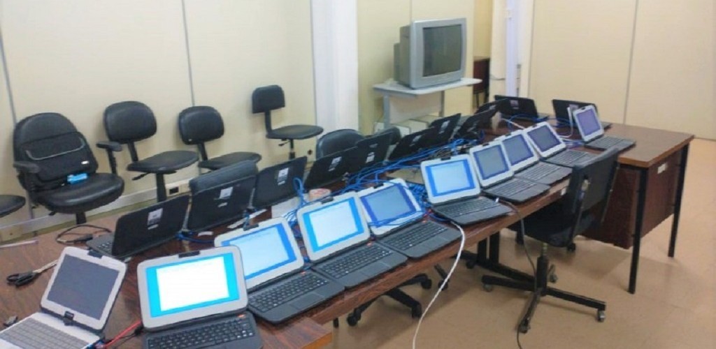 Seduc recupera netbooks para uso de estudantes e professores em aulas remotas