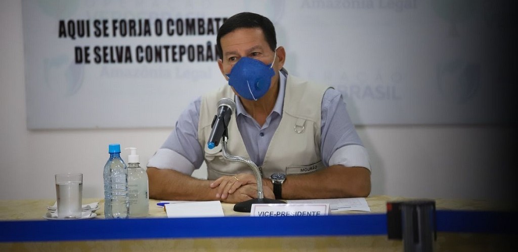 Vice-presidente defende aprimoramento e manutenção do auxílio emergencial