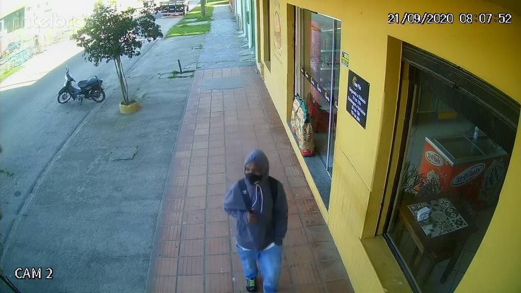 Polícia Civil procura responsável por furtar van, atropelar e matar mulher em RG