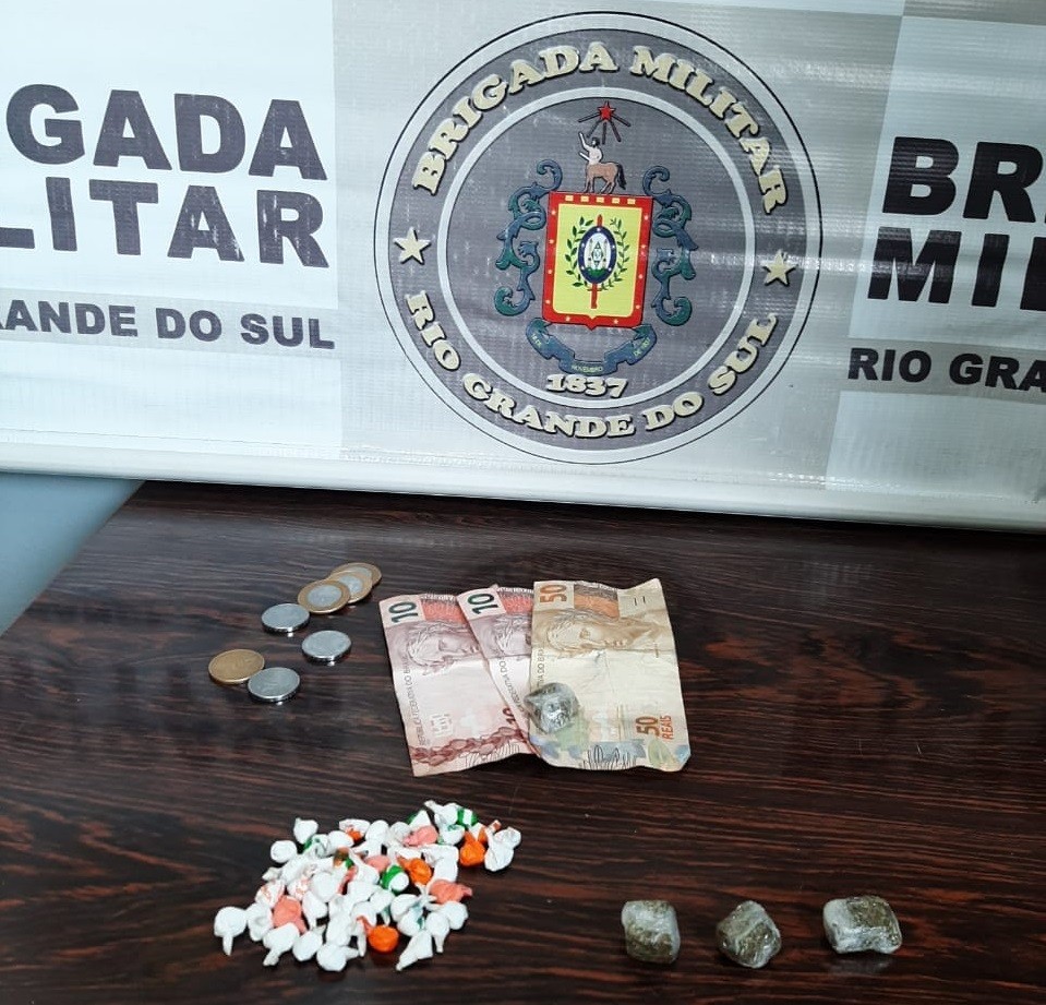 6° BPM apreende adolescente por tráfico de entorpecentes em Rio Grande
