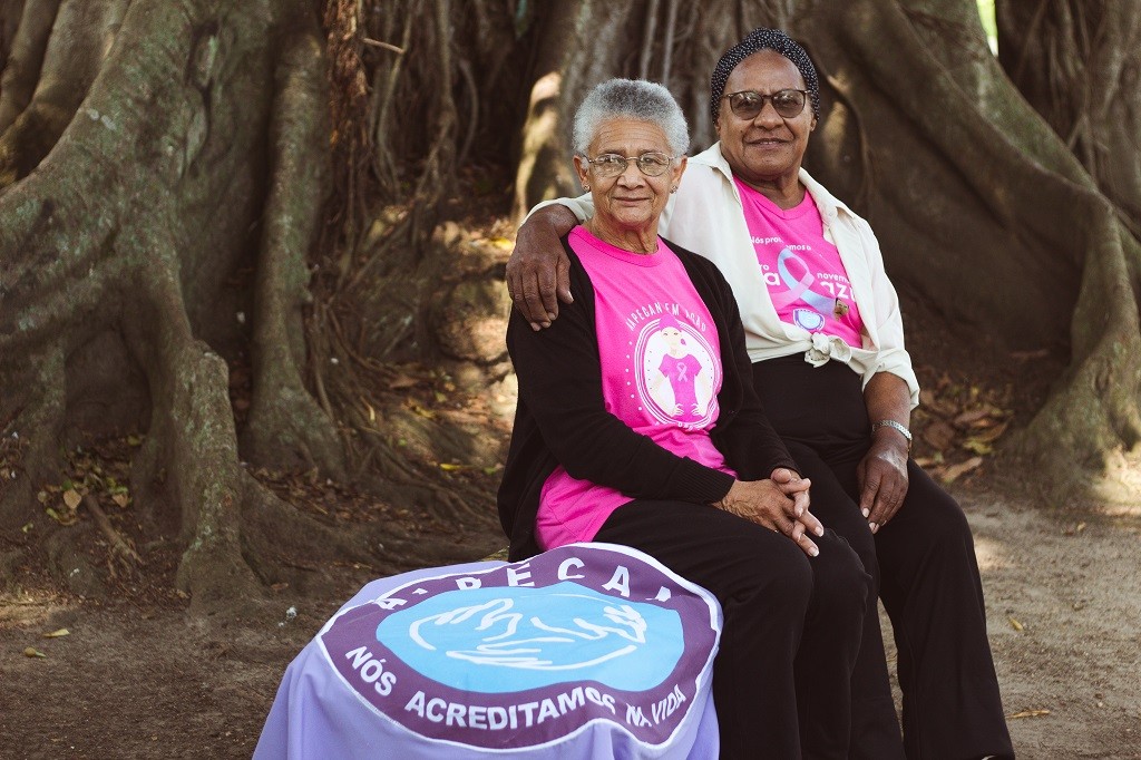 Aapecan Rio Grande realiza ensaio fotográfico em comemoração ao dia do idoso