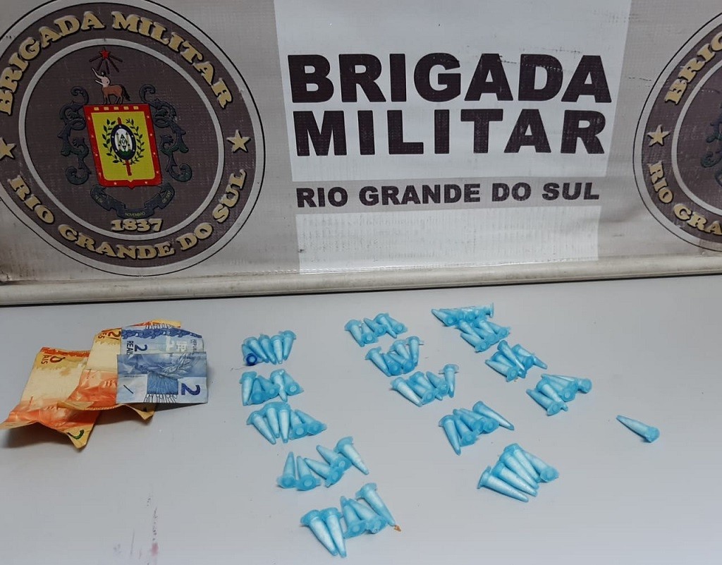 BM prende homem por tráfico de drogas no bairro São João