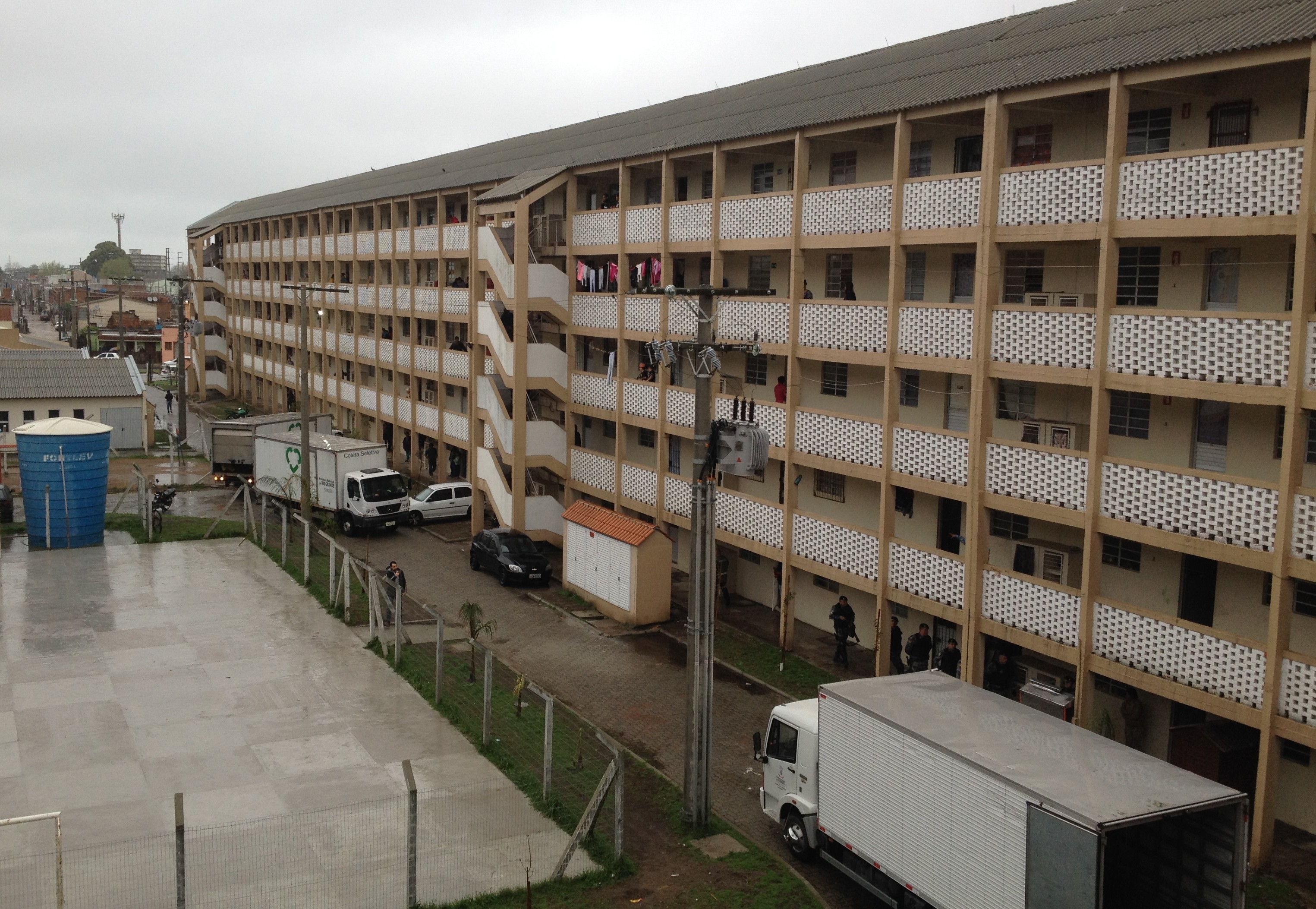 Cão morre após ser arremessado do 5º andar do Residencial BGV II em RG