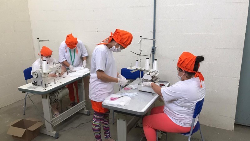 Mão de obra prisional gaúcha já produziu 300 mil máscaras para enfrentamento à Covid-19